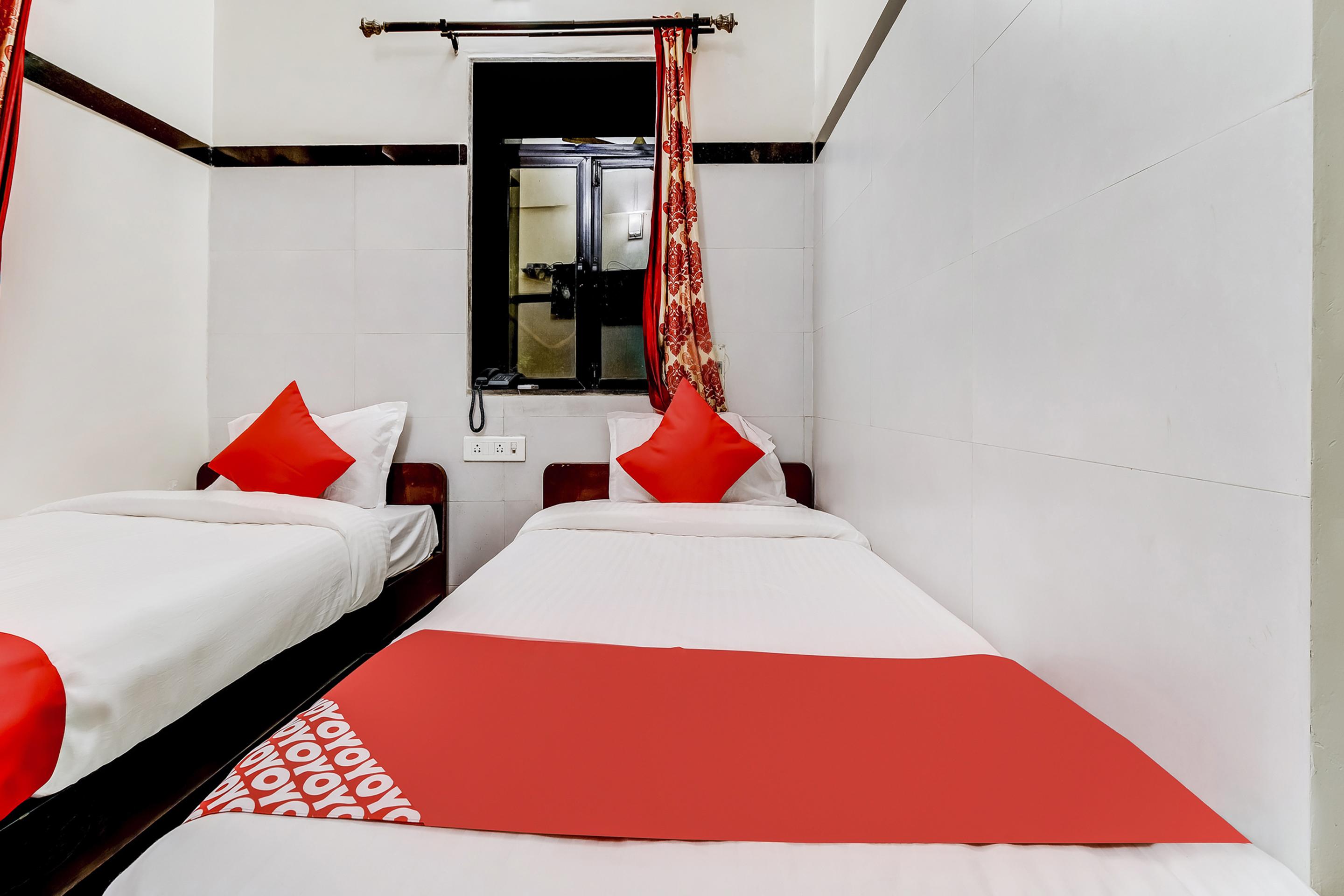 Super Oyo Hotel Dreamland Bombaj Exteriér fotografie